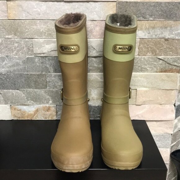 MoovBoot Rubber/Sheepskin Winter Boots - Picture 2 of 6